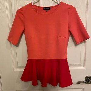 Chic fitted 1/2 sleeve top size XS